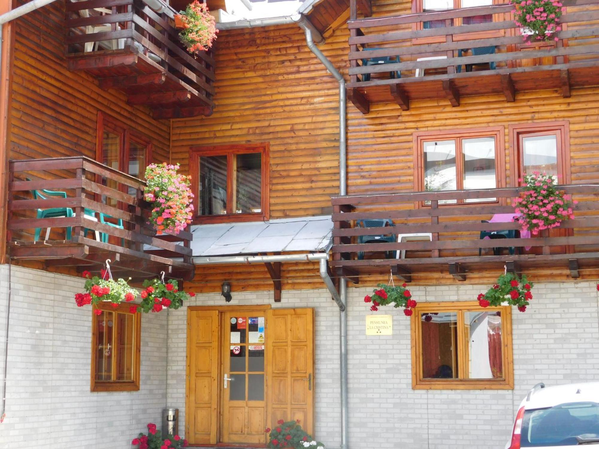 Pensiunea La Cristina Sinaia Exterior foto